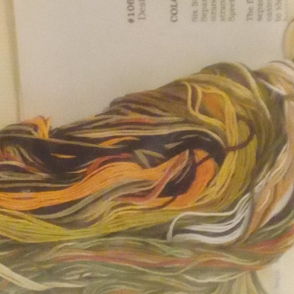 NOS Columbia Minerva Crewel Stitchery Kit Azaleas - Picture 7 of 7